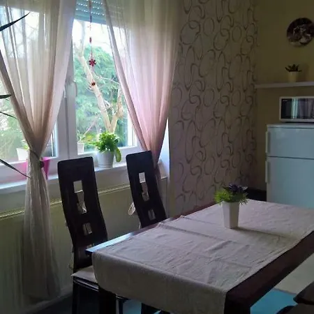 Πανσιόν 264 Lepes Vendeghaz 3*